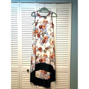 Beautiful hi-lo midi-dress by Kensie